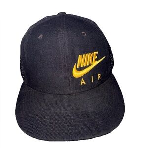 Nike Air Snapback Hat Black Gold Logo Perforated Back Adjustable Cap